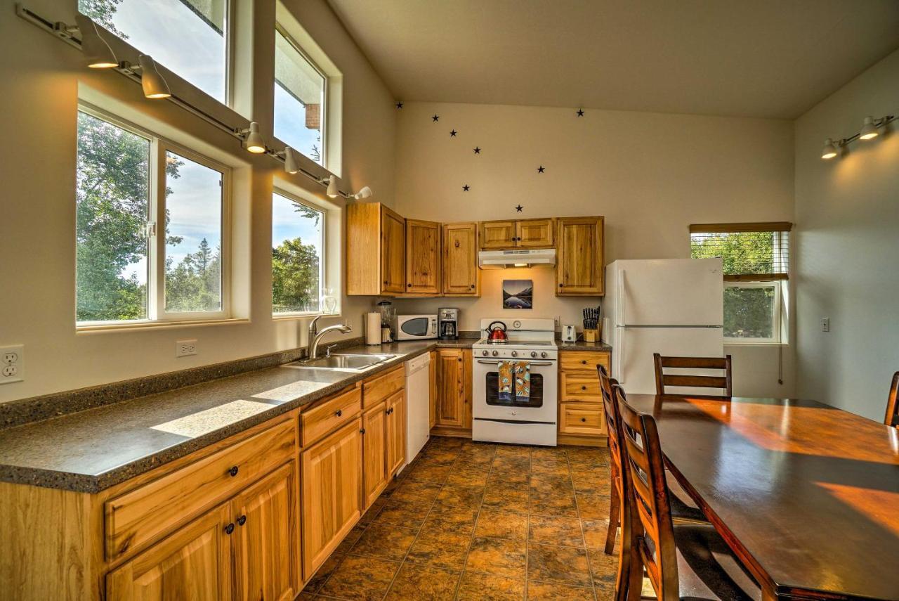 Villa Secluded Getaway With Deck, Steps To Fritz Creek! Homer Exterior foto